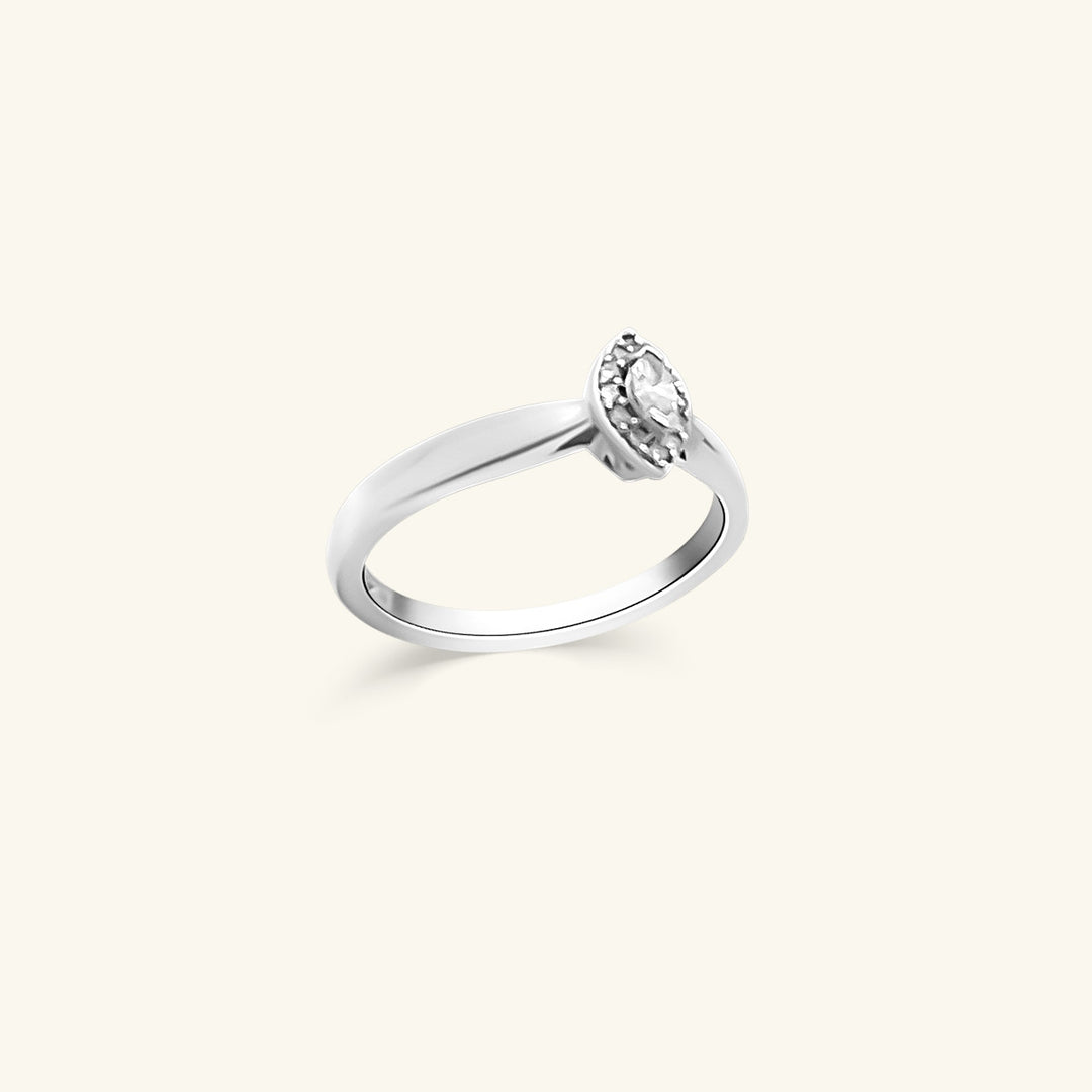 10K Petite Diamond Cluster Ring