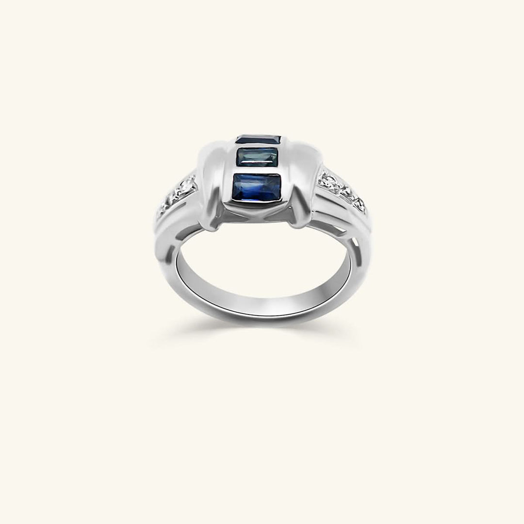 18K Classic Cabochon Sapphire & Diamond Ring