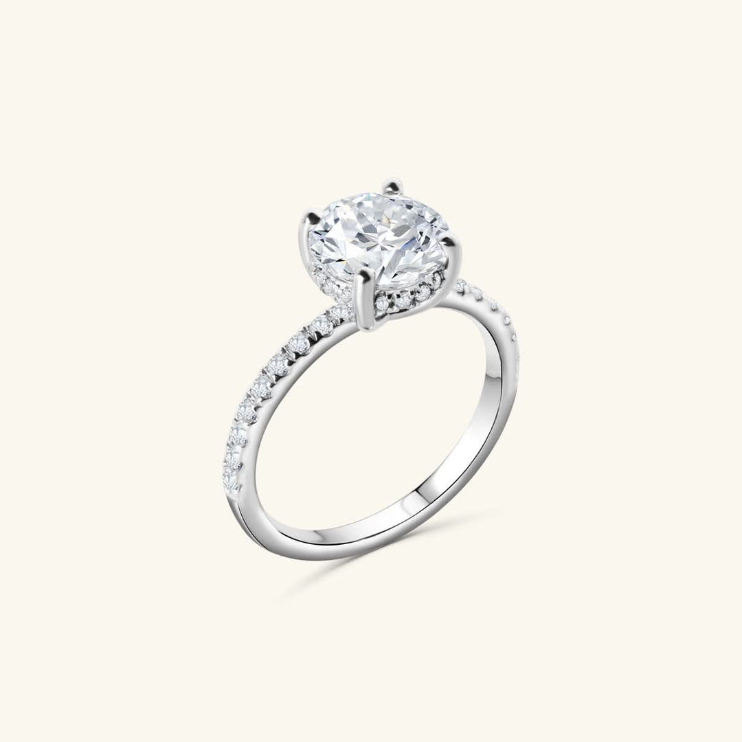 Round Brilliant Diamond Ring