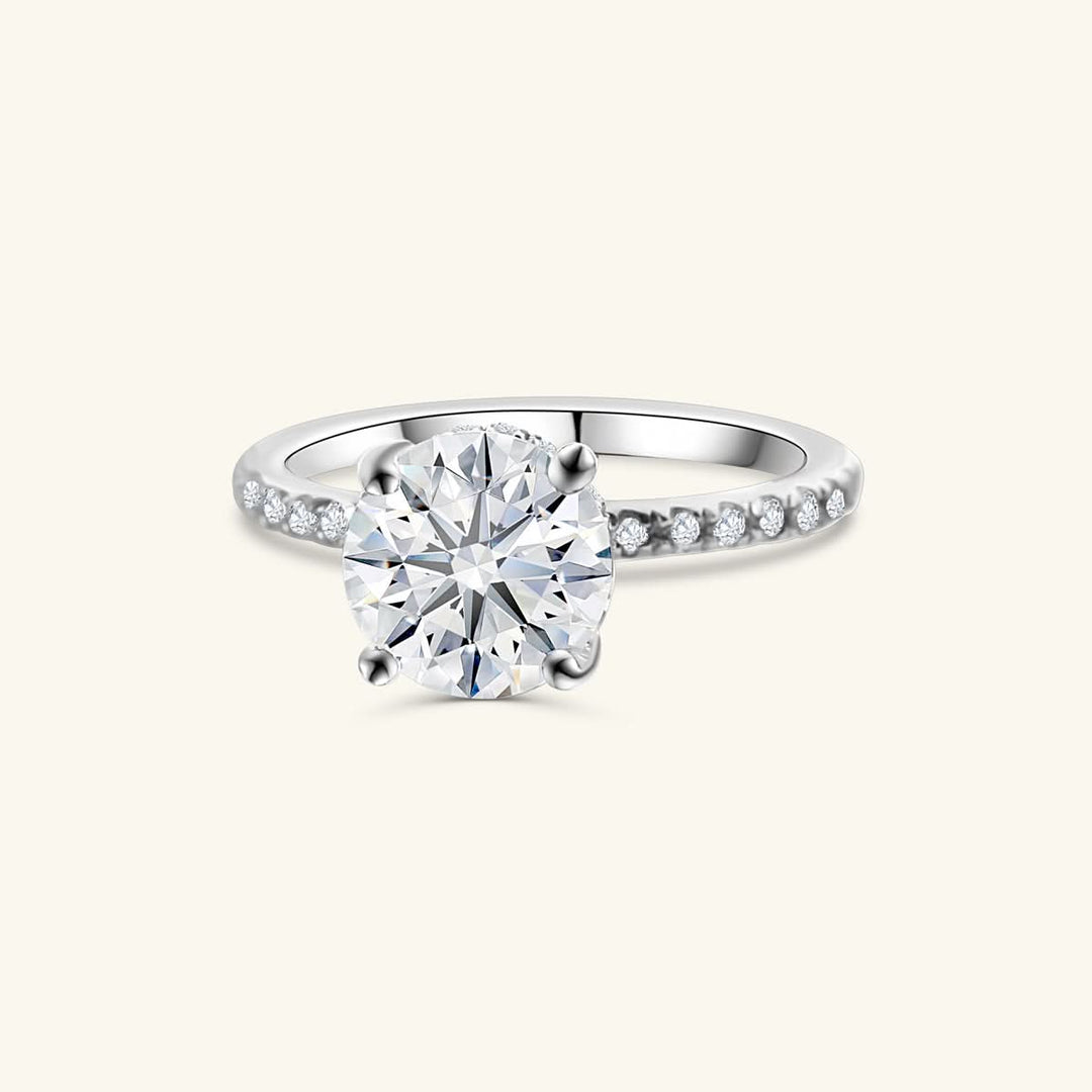 Round Brilliant Diamond Ring