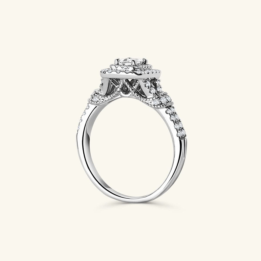 Oval Diamond Ring