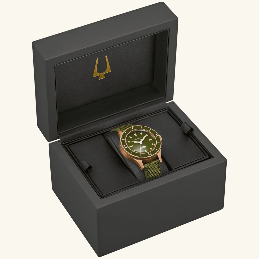 MIL-SHIPS, Green Dial