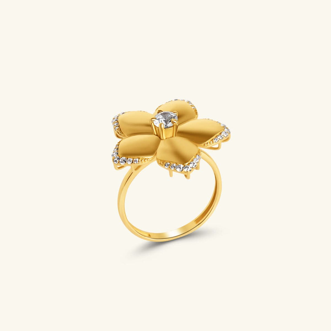 Elegant Flower Ring