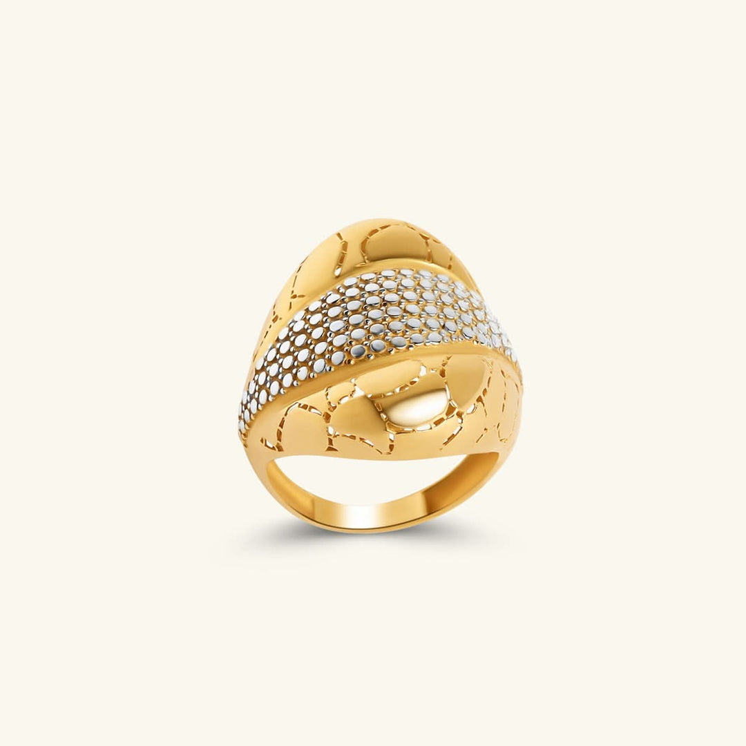 Elegant Wave Ring